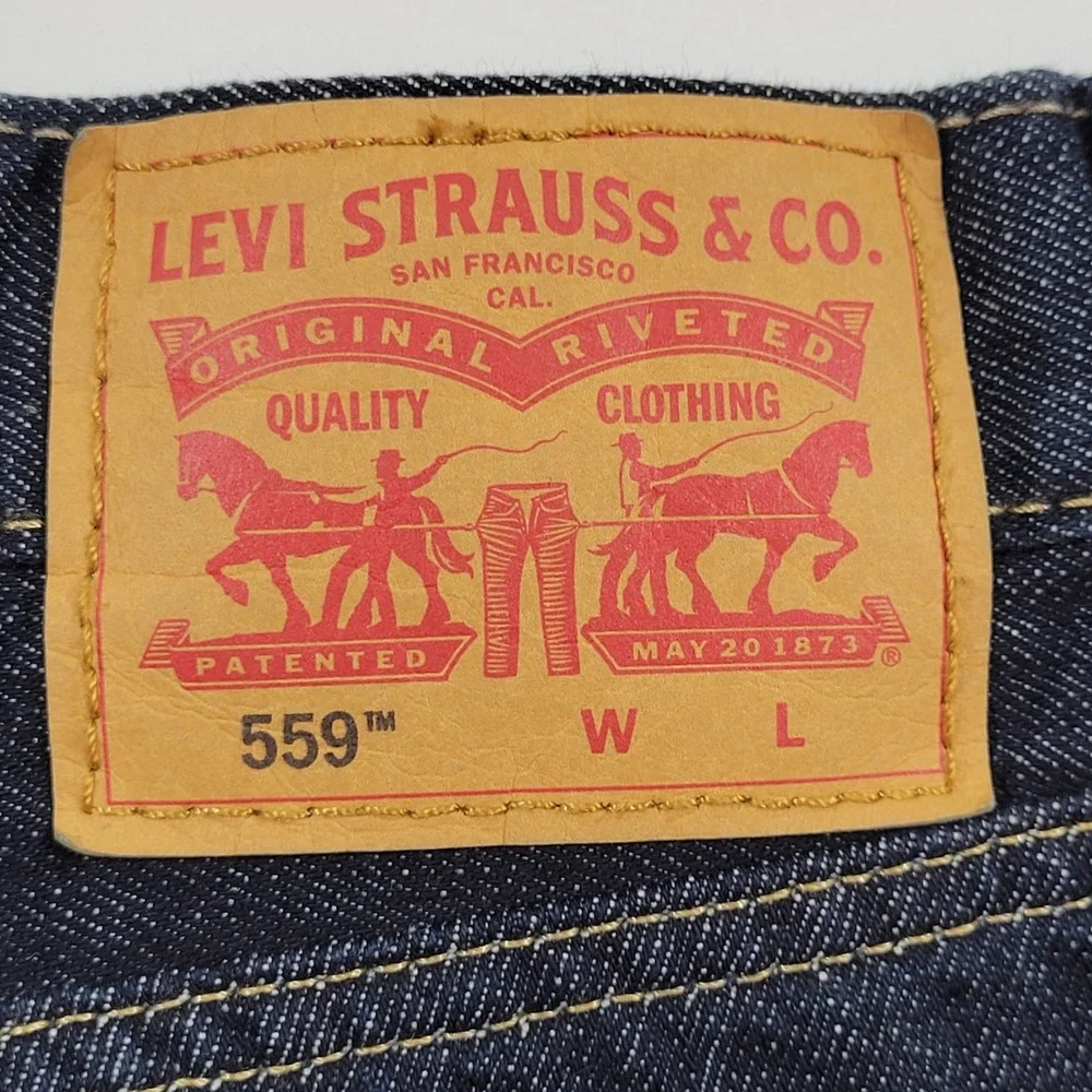 Levis they silhouette